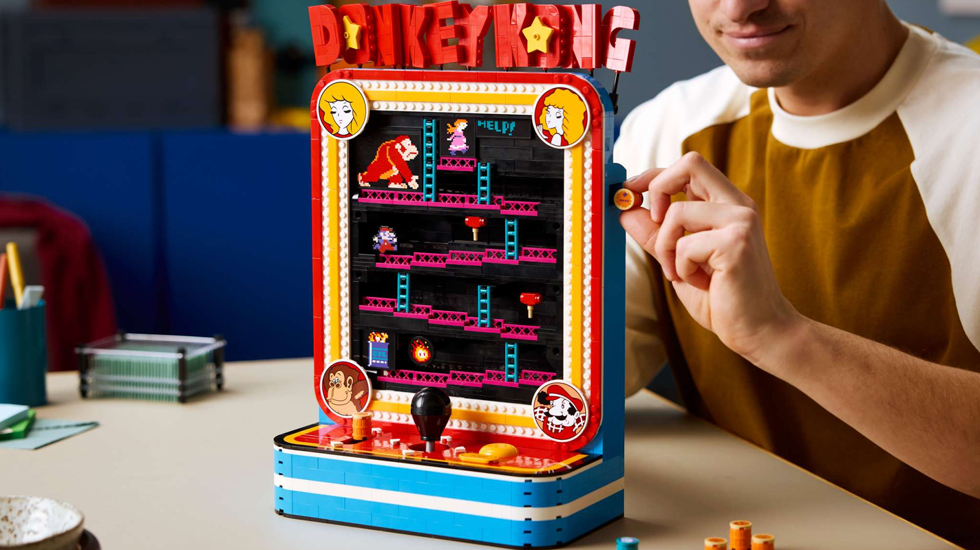 LEGO Donkey Kong arcade machine set to drop August 1st - Vooks